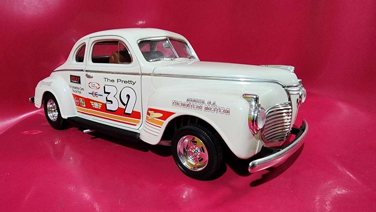 41' Plymouth Stock Dragster (1:18) by Road Legends