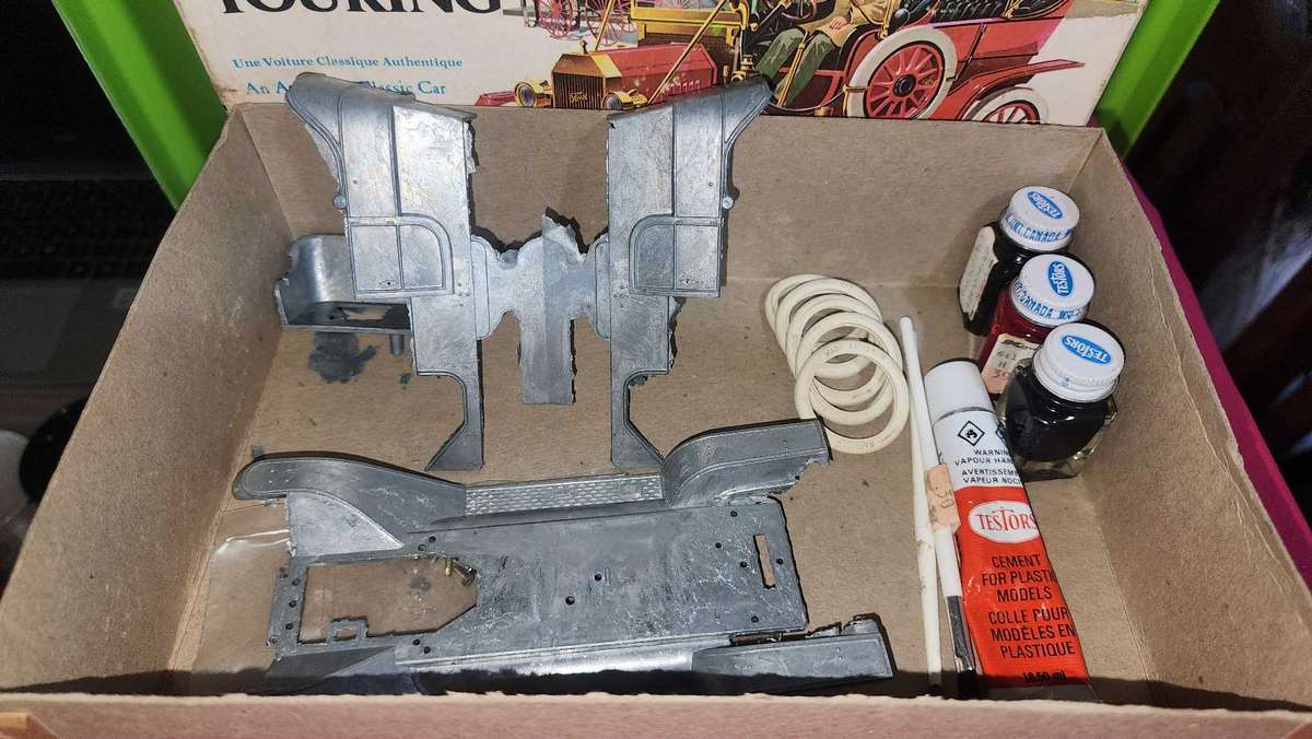 Model T "1909" Touring Die-Cast Model by Gabriel