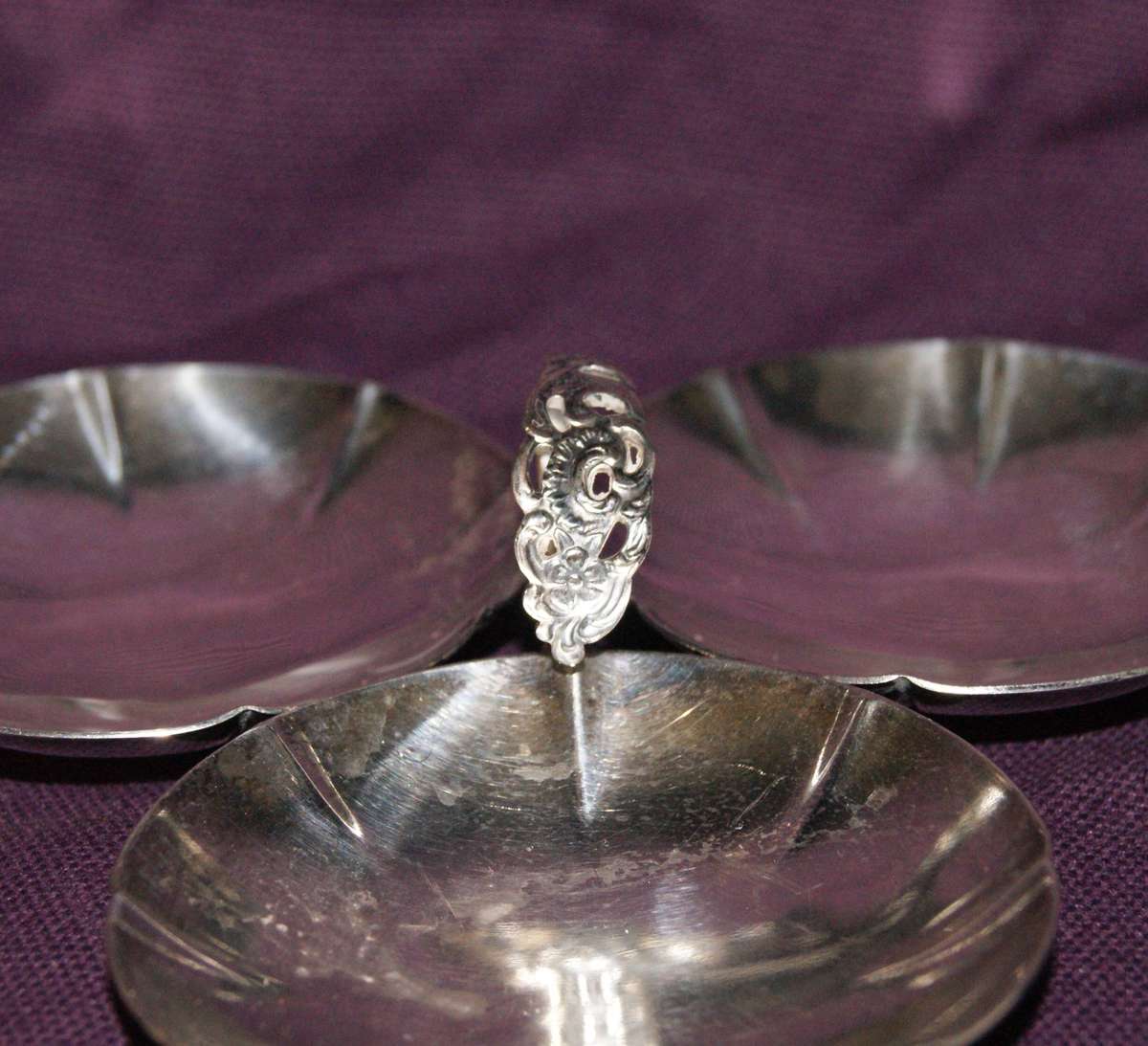 Vintage 3 Division Silver Plated Serving Dish
