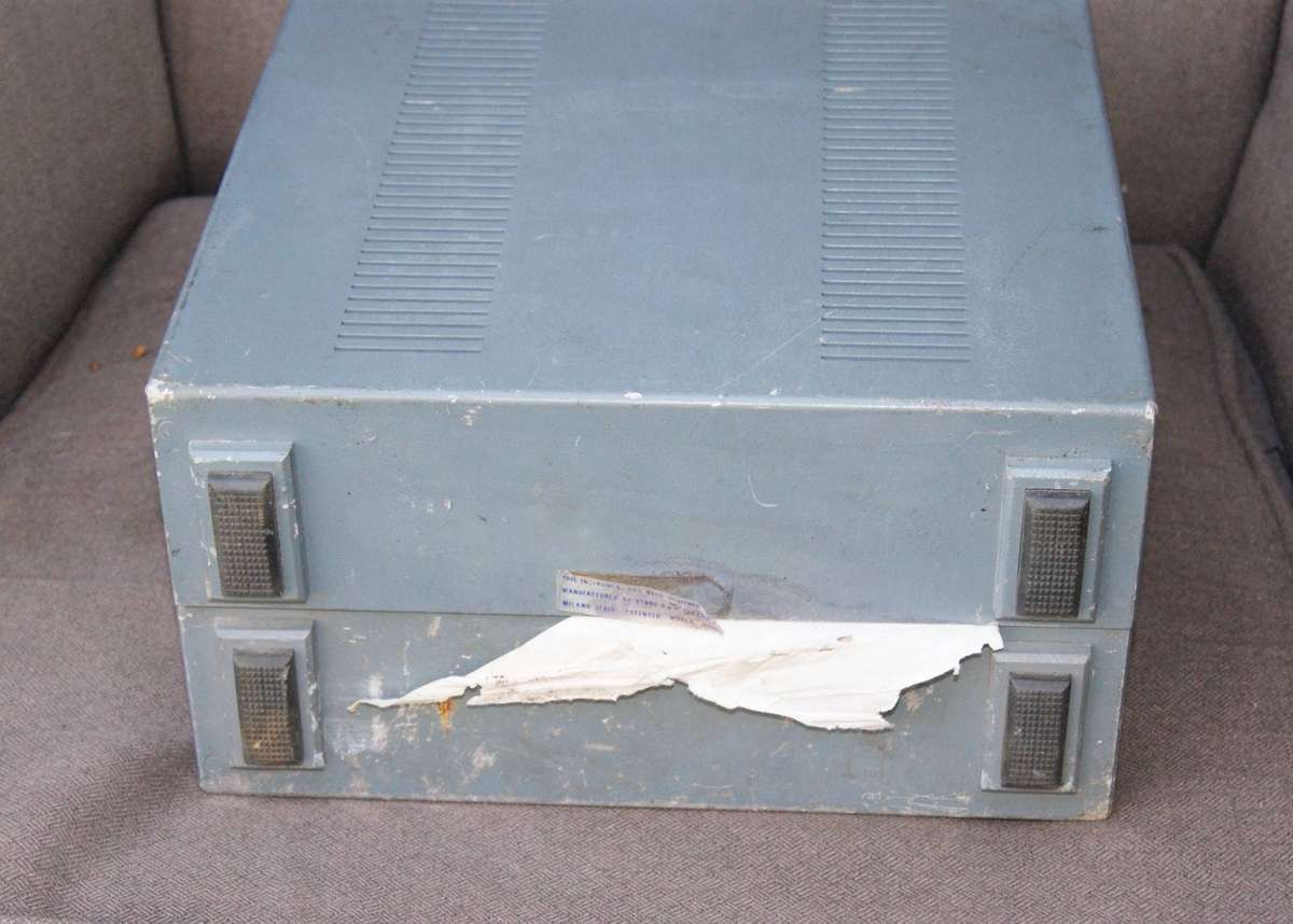 Vintage UNAOHM EP 742 B FM Field Strength Meter/ Spectrum Analyzer