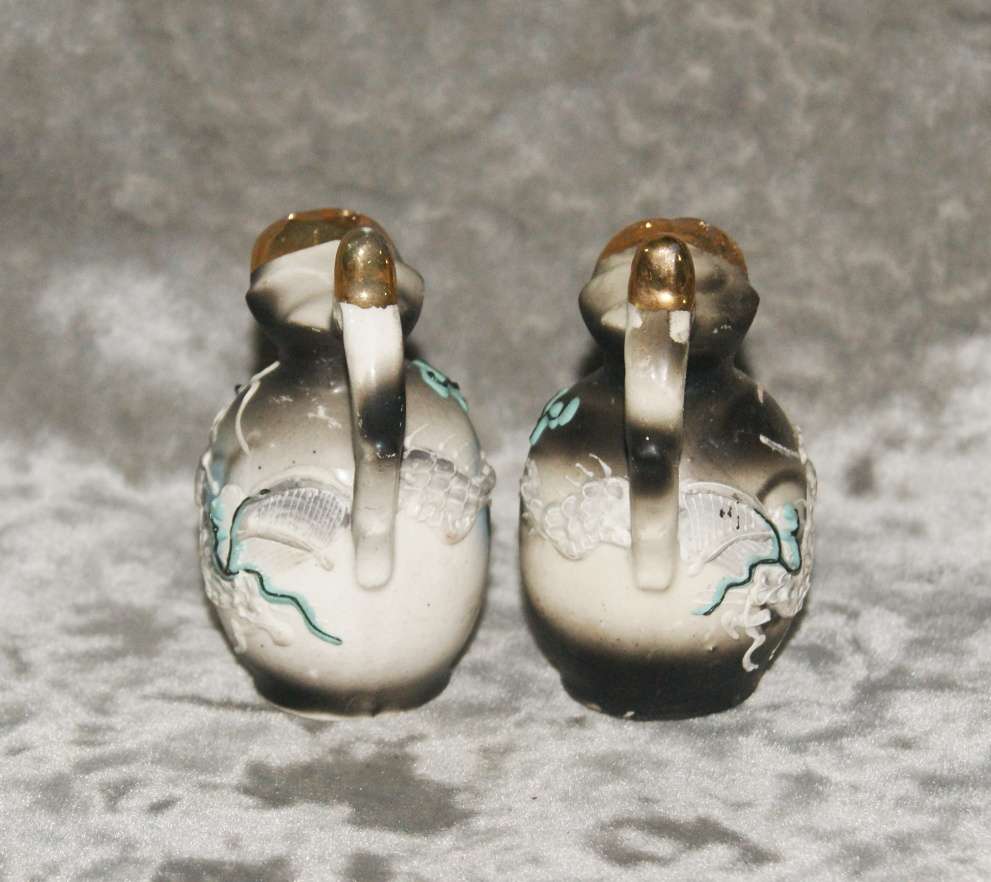 Vintage Satsuma style Japanese dragon salt and pepper set @@ CCRRAAZZYY R1 START