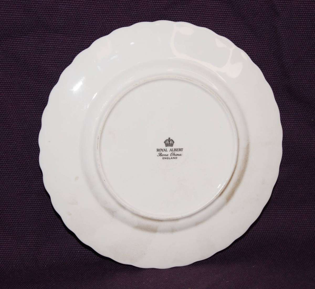 Royal Albert "Primrose" Cake Plate (1of2)