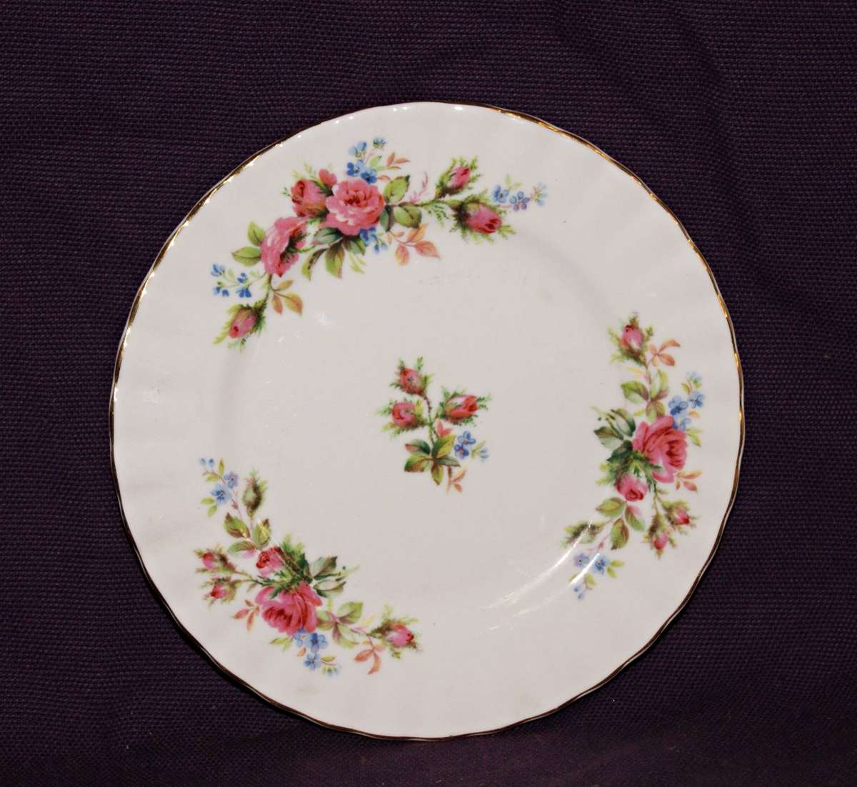 Royal Albert "Moss Rose" Cake Plate (5of6)
