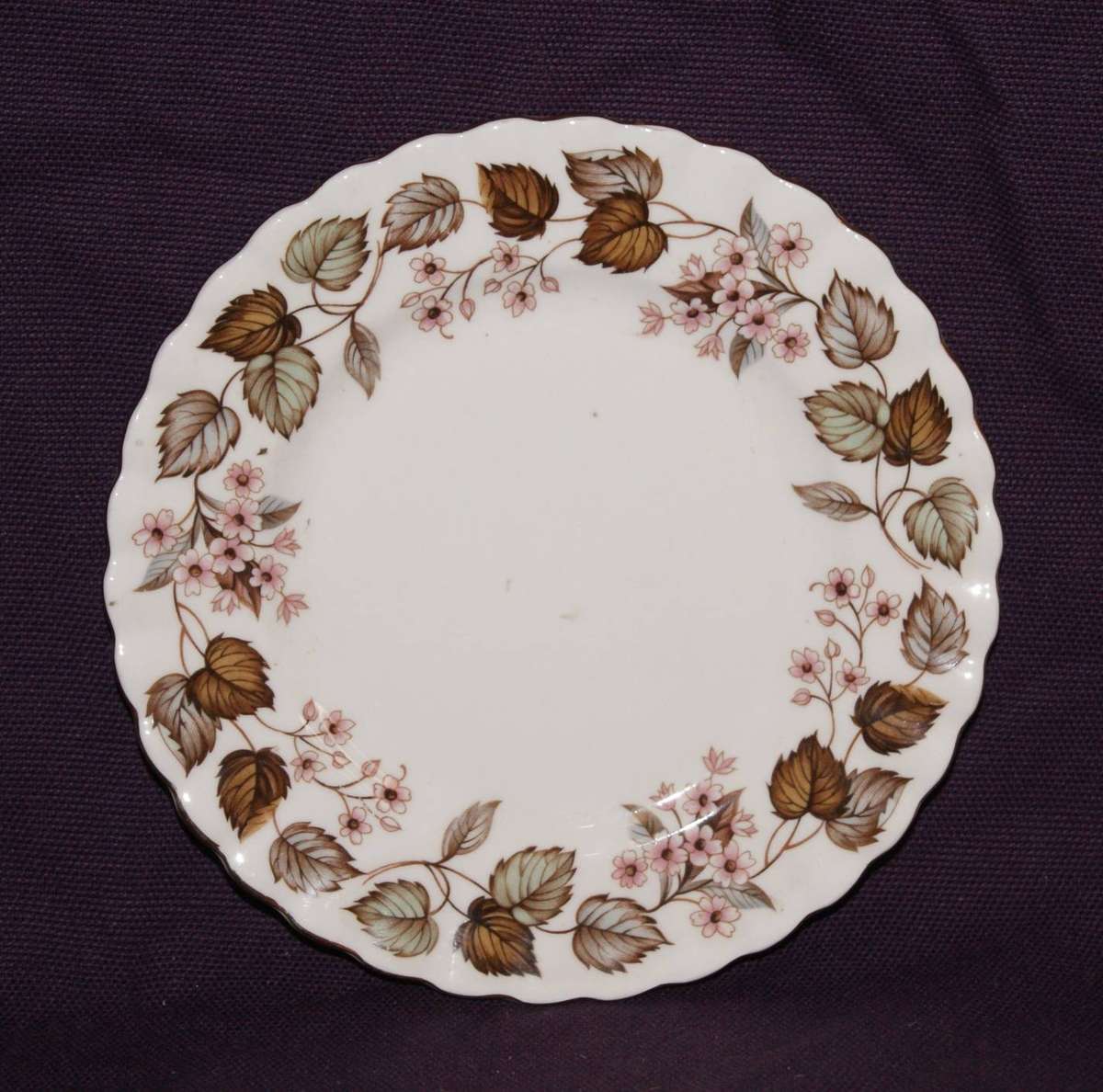 RRoyal Albert "Linden Lea" Cake Plate (7of9)
