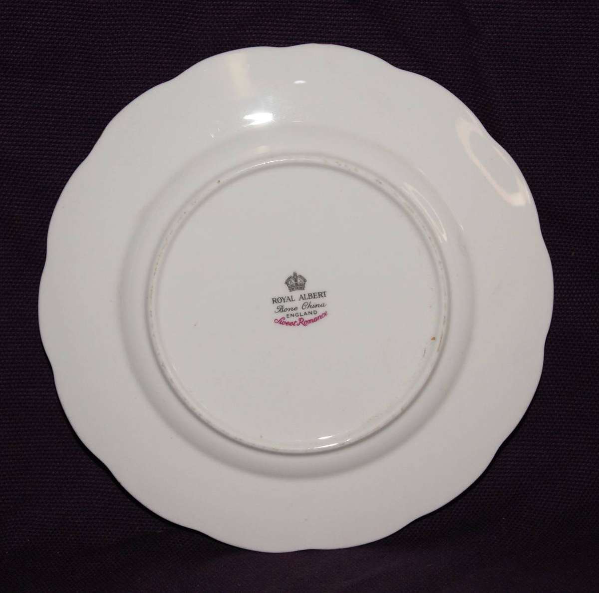 Royal Albert "Sweet Romance" Cake Plate (5of7)