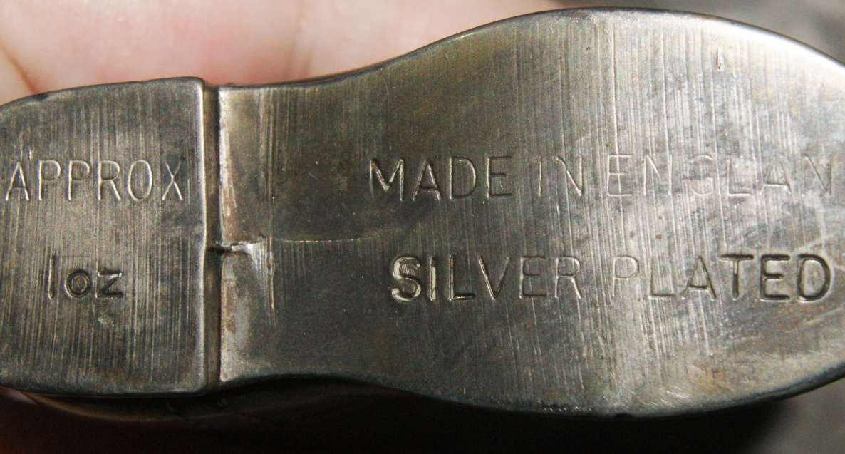 Pair of vintage silver plated tot measure boots 1oz
