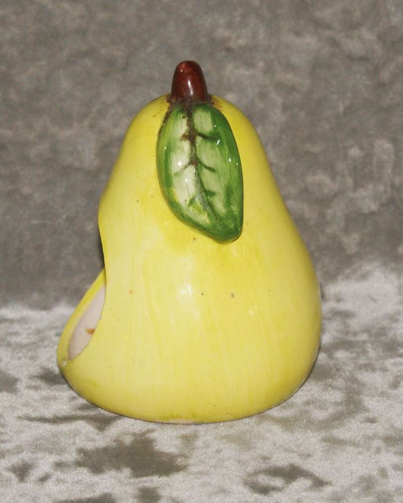 Ceramic pear shaped tea light holder (damaged)