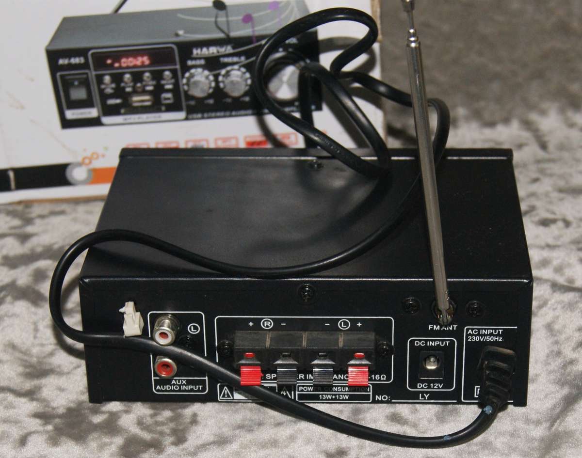 Harwa small amplifier AV-683