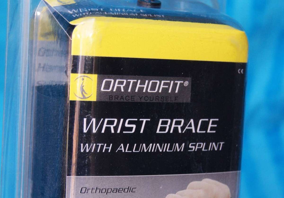 Orthofit Wrist Brace Size Medium Left