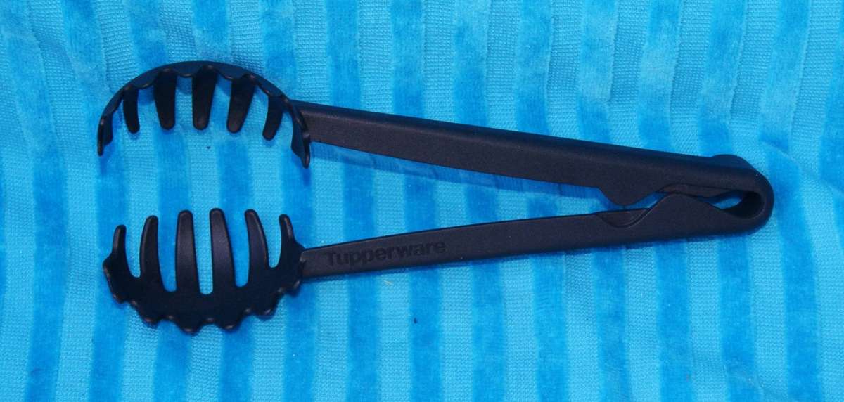 Tupperware Pasta Spoon/ Drainer