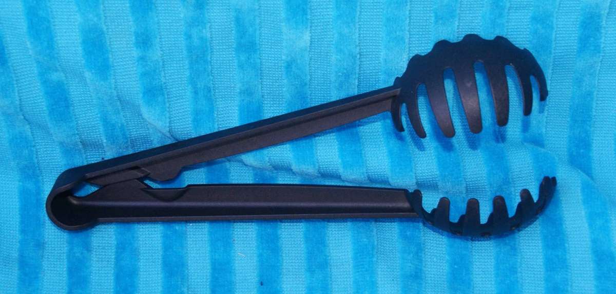 Tupperware Pasta Spoon/ Drainer