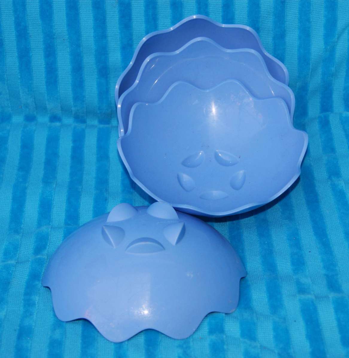 Set of 4 Plastic Snack Bowls