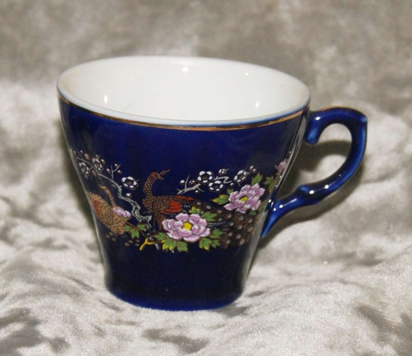 Set of 5 cobalt blue Satsuma style demitasse duo's