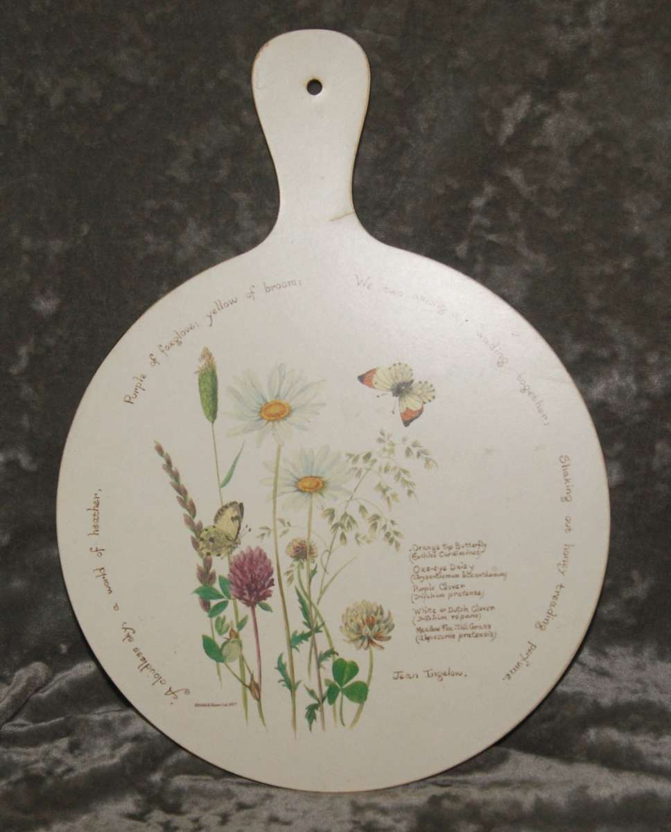 Cheeseboard decorated by Jean Ingelow @@ CCRRAAZZYY R1 START