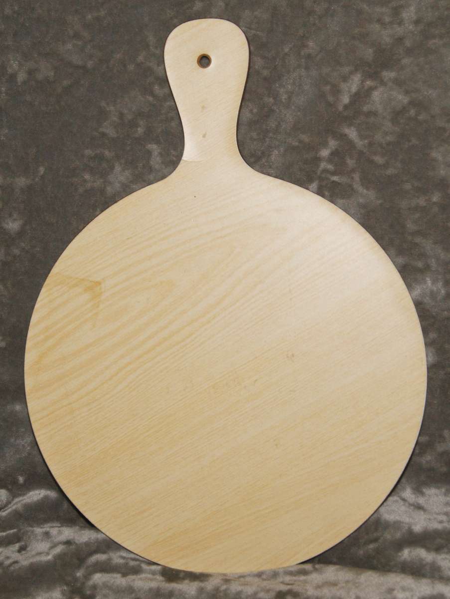 Cheeseboard decorated by Jean Ingelow @@ CCRRAAZZYY R1 START