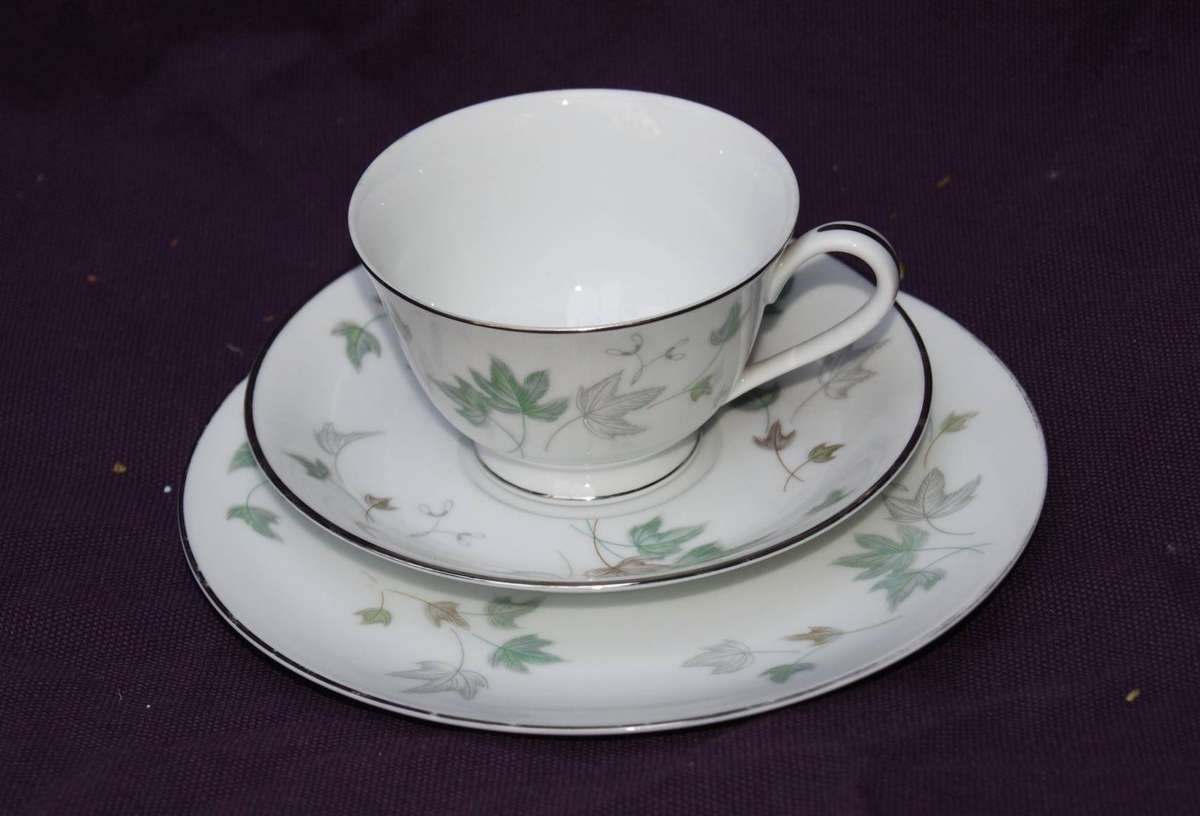 RC Noritake Mapleleaf Trio (5of6)