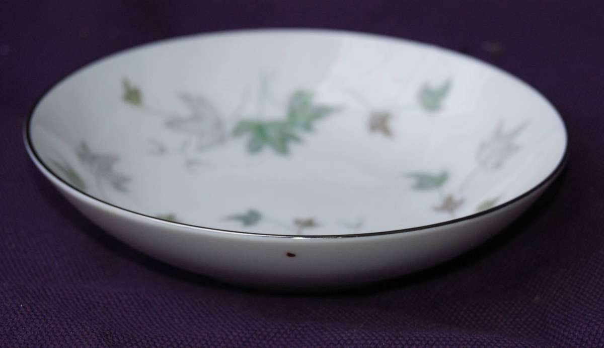 RC Noritake Mapleleaf Dessert Bowl (3of5)