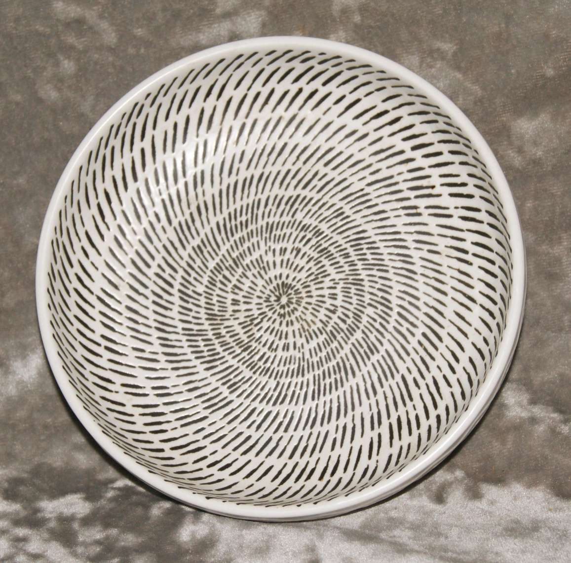 Villa Allegre "Colour your Life" ceramic embossed dish @@ CCRRAAZZYY R1 START