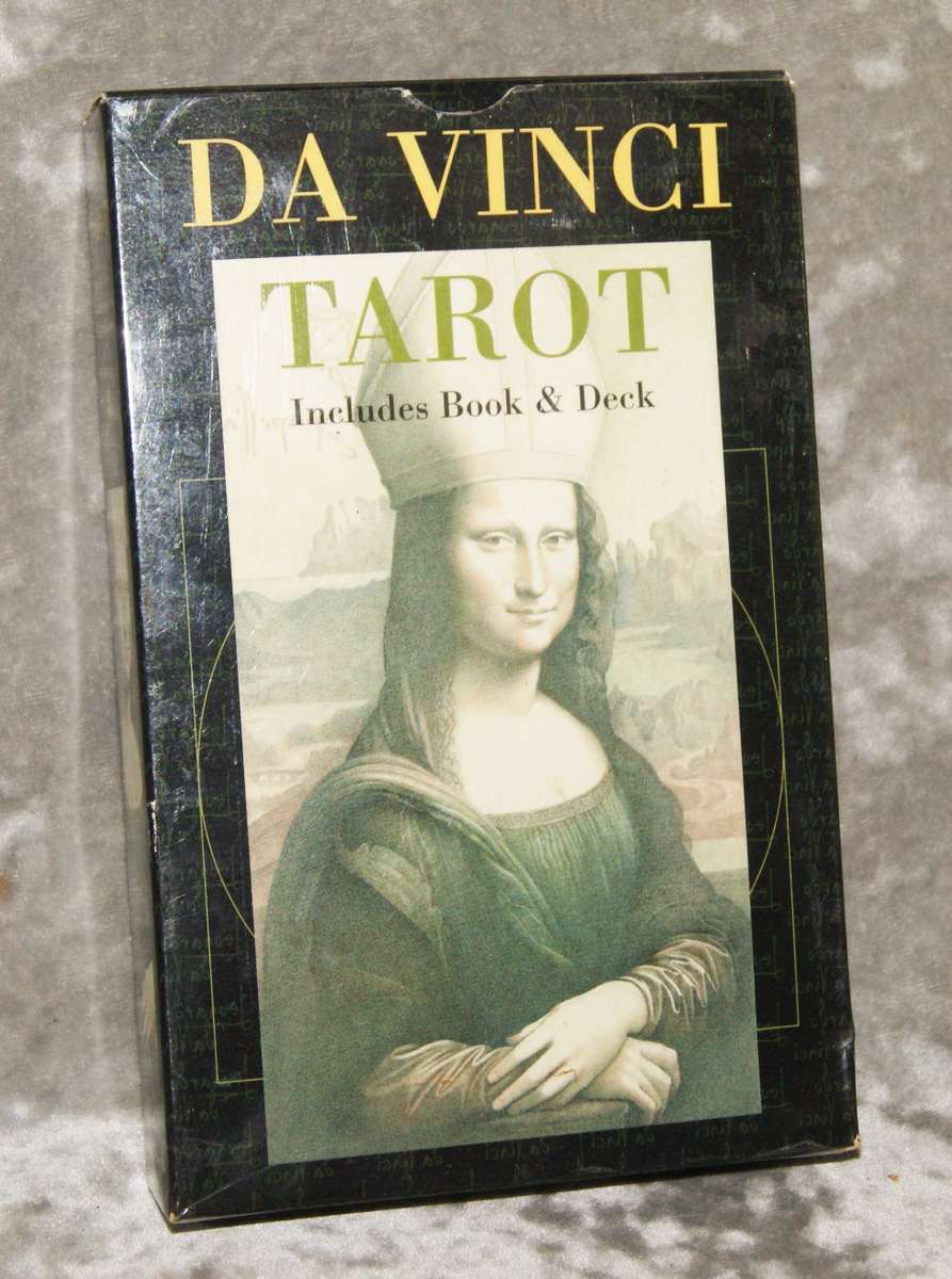 Da Vinci Tarot book and deck set