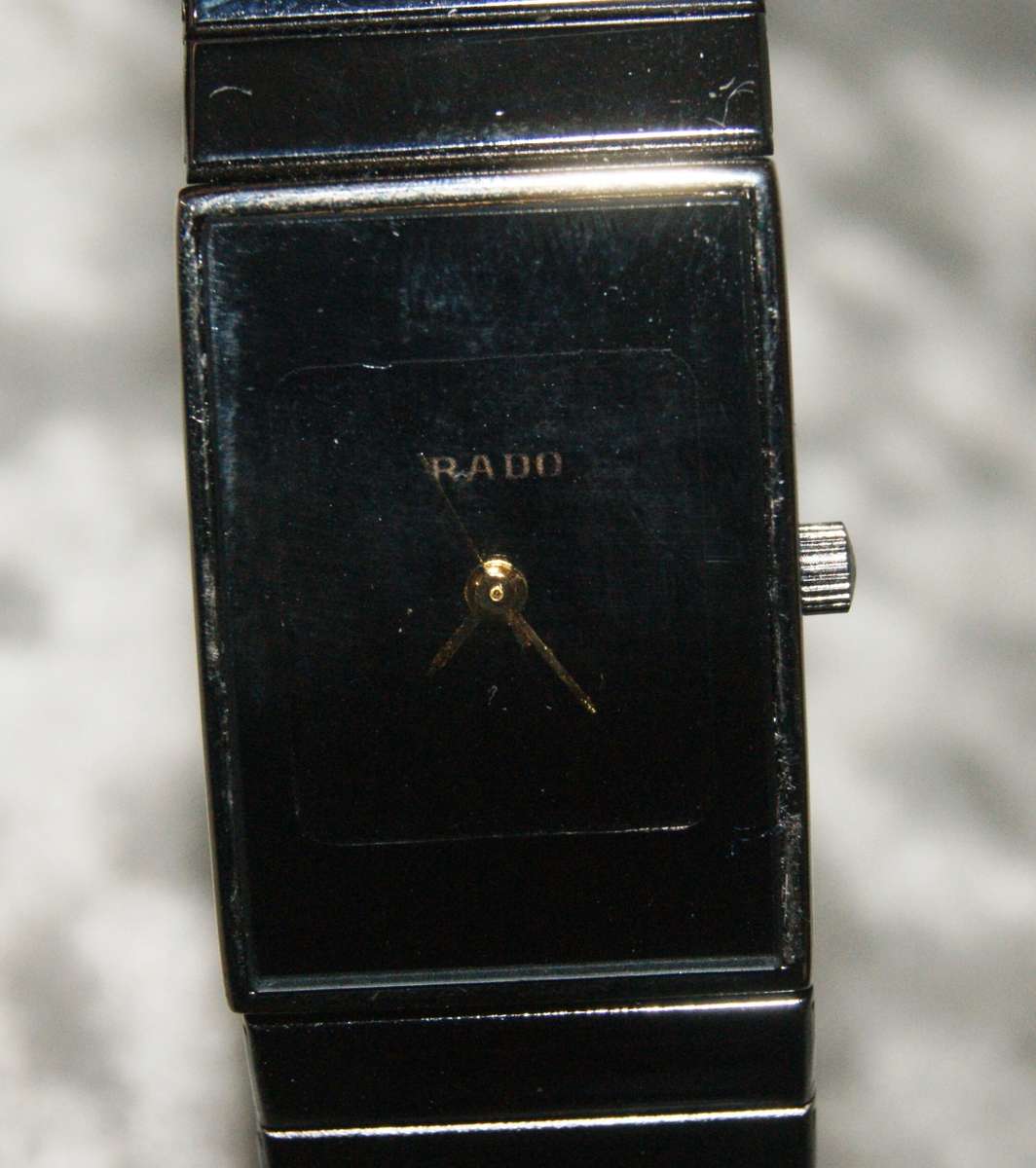 Rado ladies watch (needs battery)