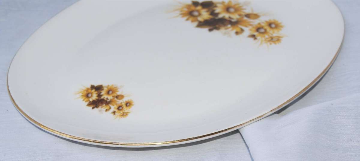 Continental China Delilah Pattern Platter