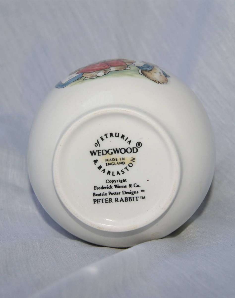 Wedgwood "Peter Rabbit" Sugar Bowl
