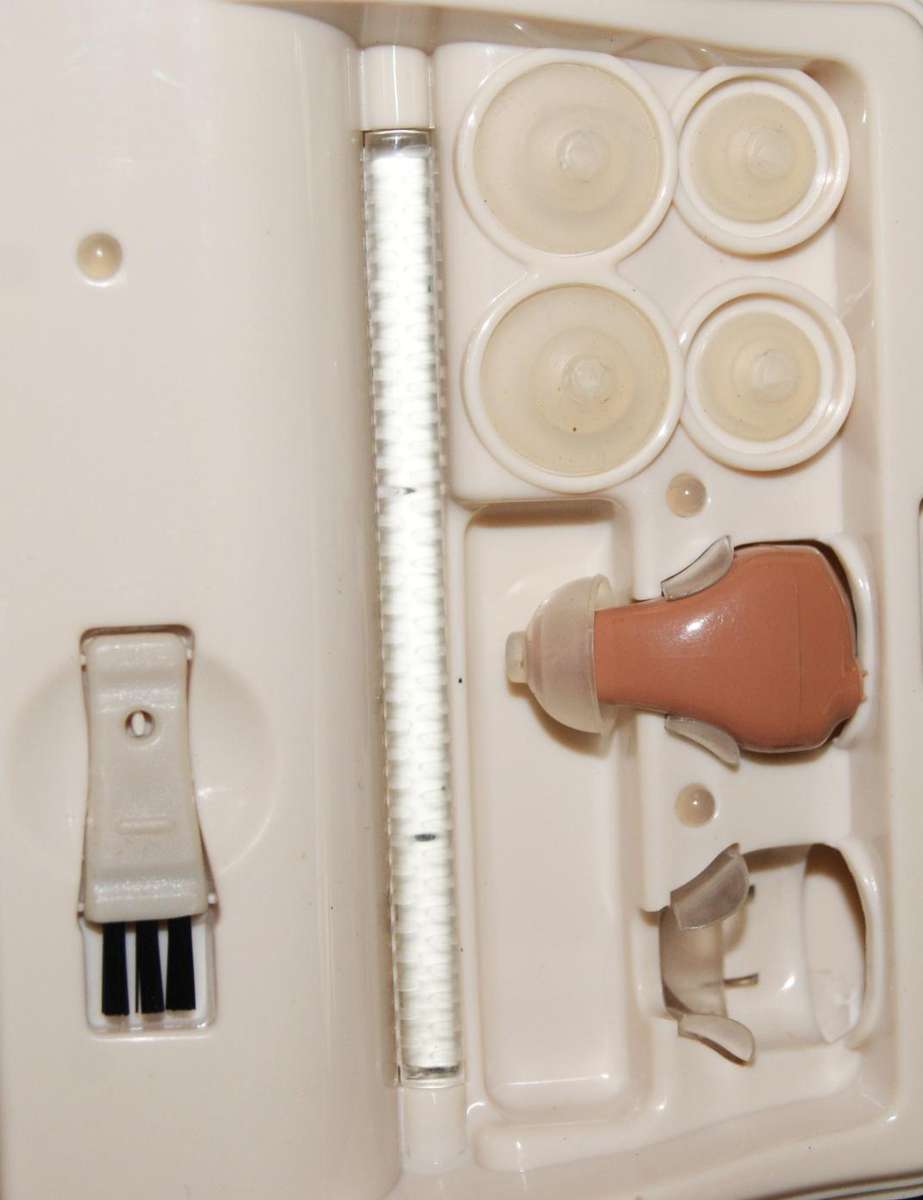 Mimitakara 6SA2 Hearing aid (new, untested) @ Crazy R1 start