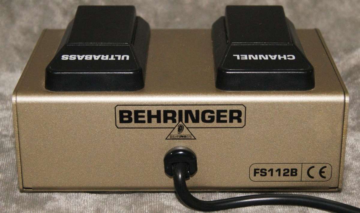 Behringer FS112B switch @ Crazy R1 start