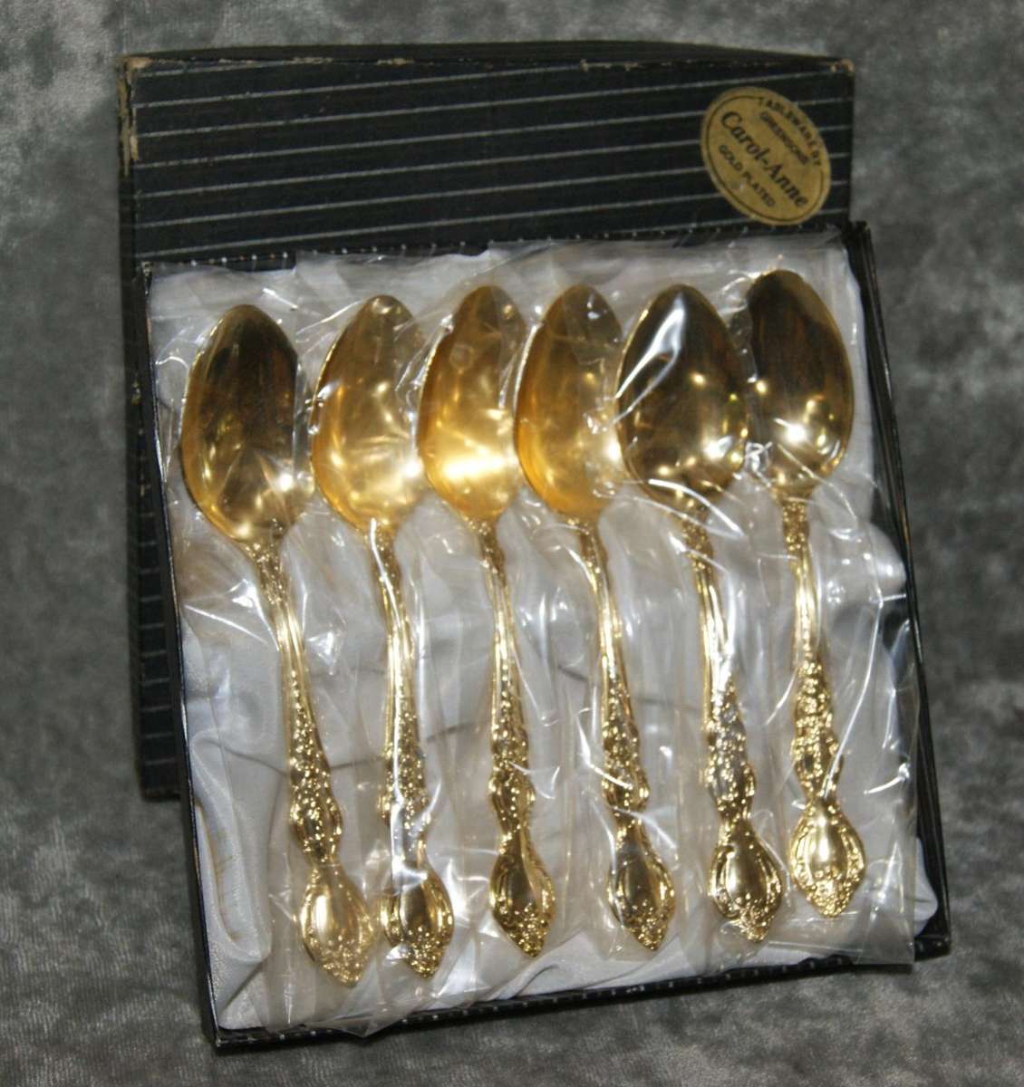 Greensons 24kt gold plated "Carol Anne" pattern teaspoons @ Crazy R1 start