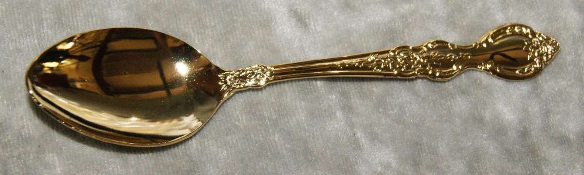 Greensons 24kt gold plated "Carol Anne" pattern teaspoons @ Crazy R1 start
