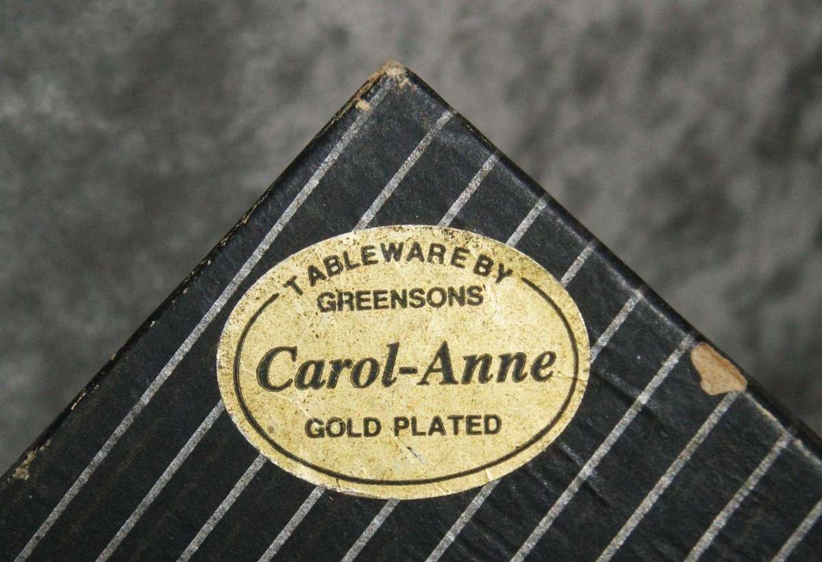Greensons 24kt gold plated "Carol Anne" pattern teaspoons @ Crazy R1 start