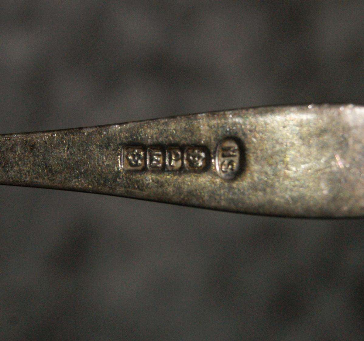 Set of 5 vintage EPNS cake forks @ crazy R1 start