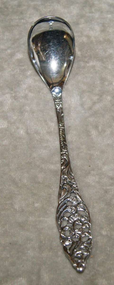 Vintage Elwezetta chrome plated olive spoon @ crazy R1 start
