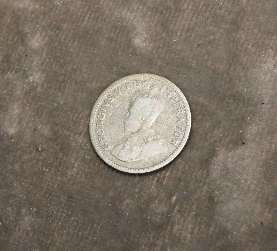 1934 Union of South Africa 6d (six Pence) 80% silver @ crazy R1 start