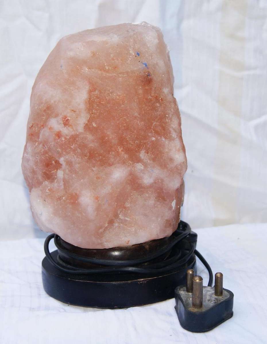 Himalayan salt lamp