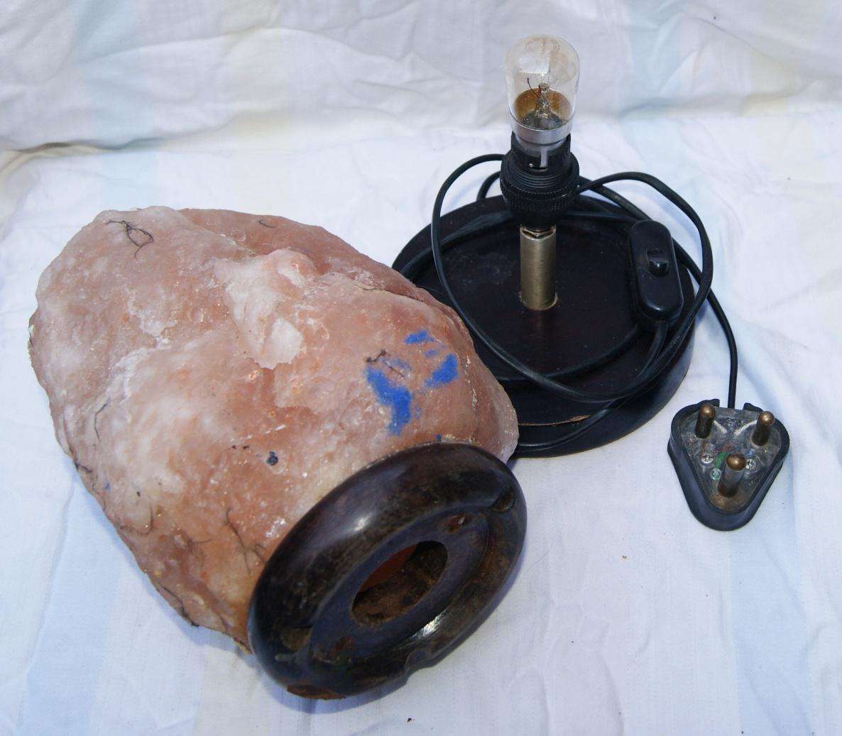 Himalayan salt lamp