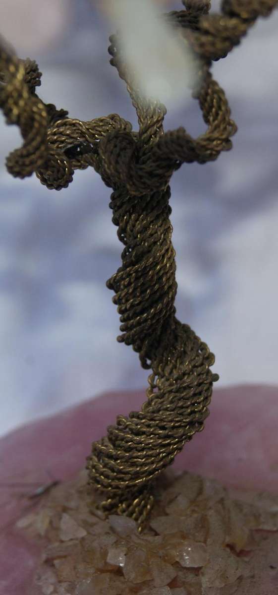 Gemstone tree with rose quartz base @ crazy R1 start