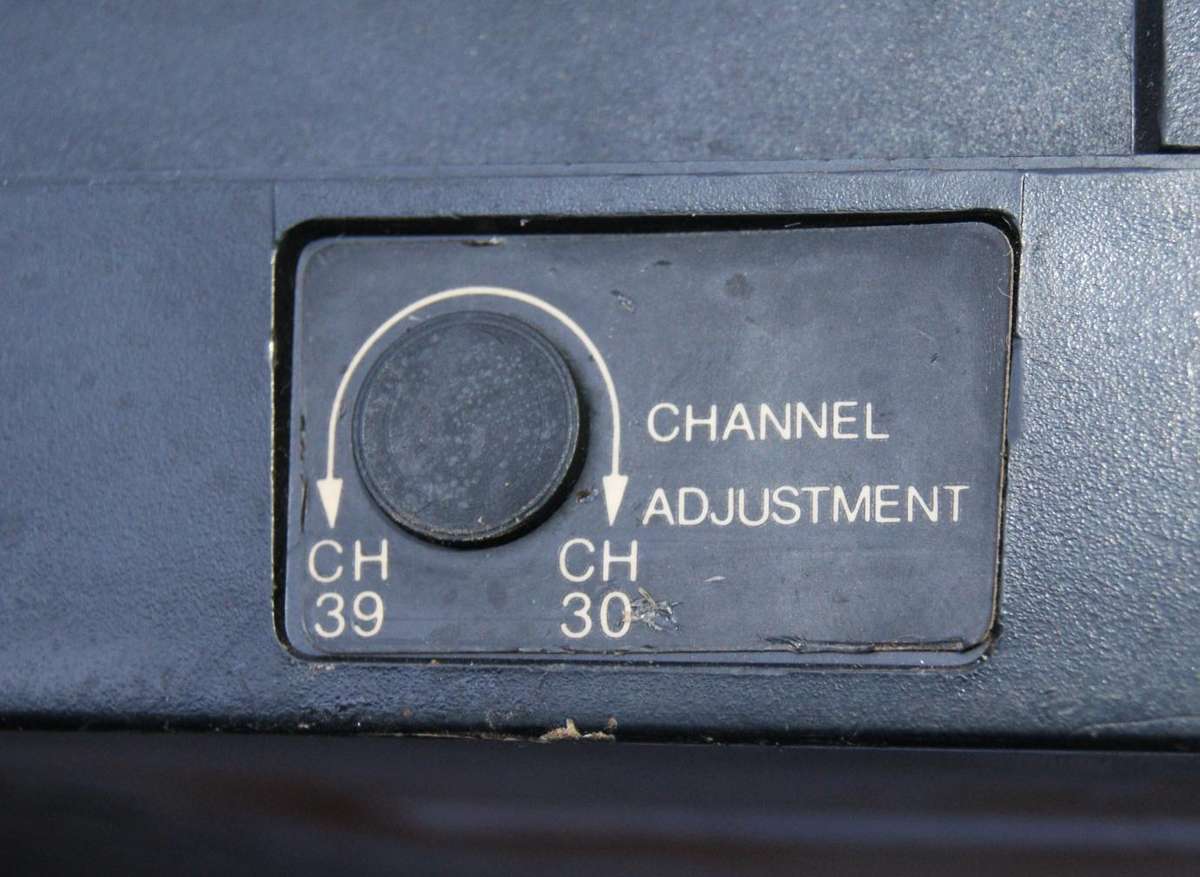 Sanyo VTC 1000 Betacord video cassette recorder @ crazy R1 start