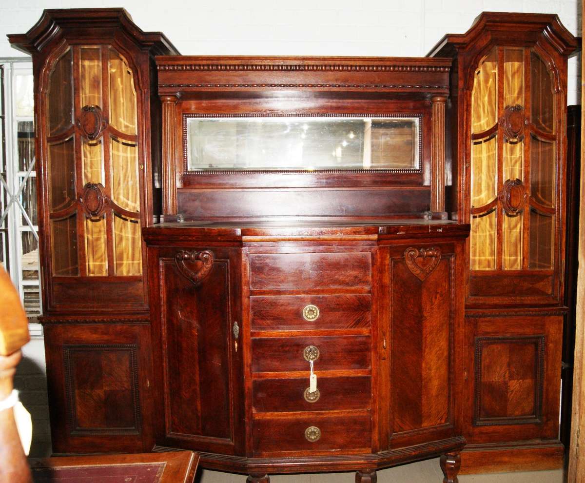 Antique Victorian Oak colonial buffet/ sideboard