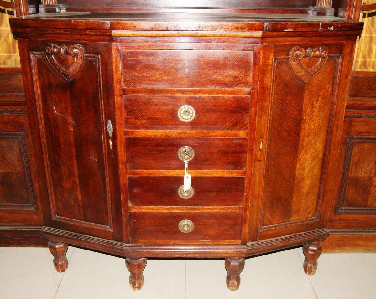 Antique Victorian Oak colonial buffet/ sideboard