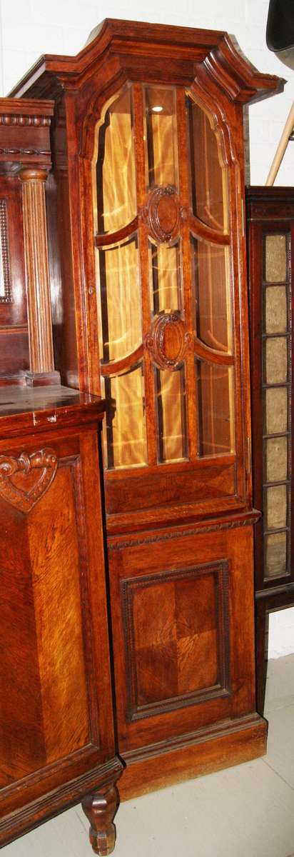 Antique Victorian Oak colonial buffet/ sideboard
