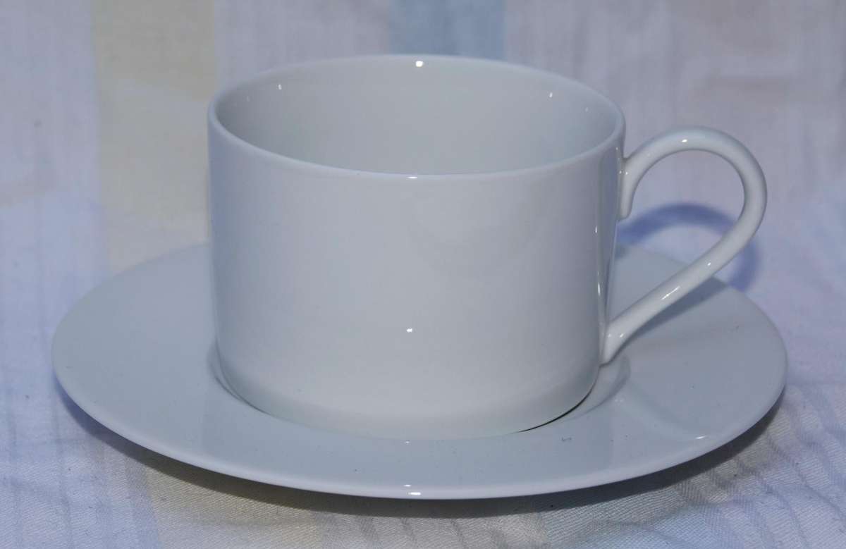 Woolworths Porcelain Tea Duo  Cup & Saucer (5 of 11)