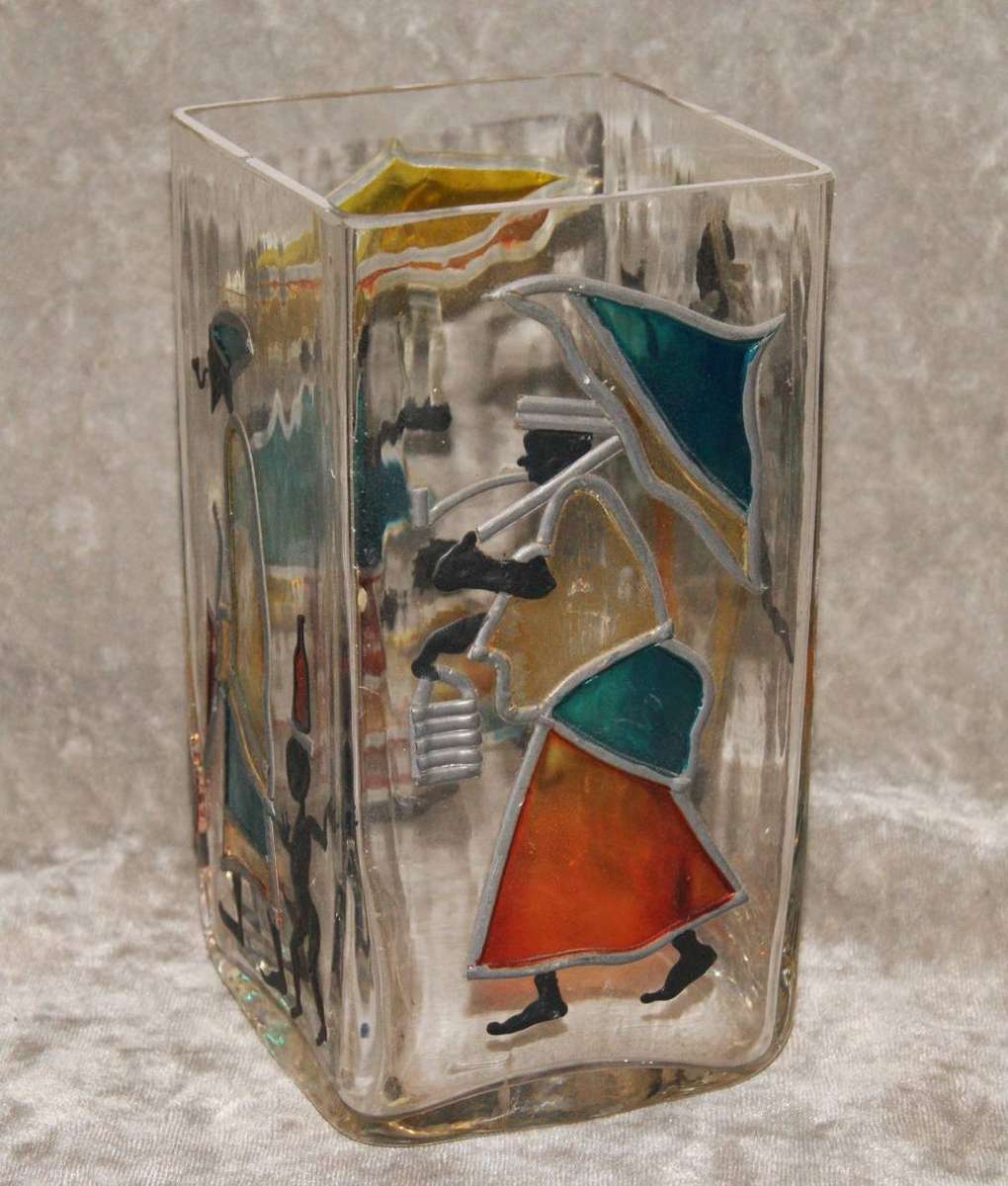 Hand Decorated Pasabahc Glass Vase
