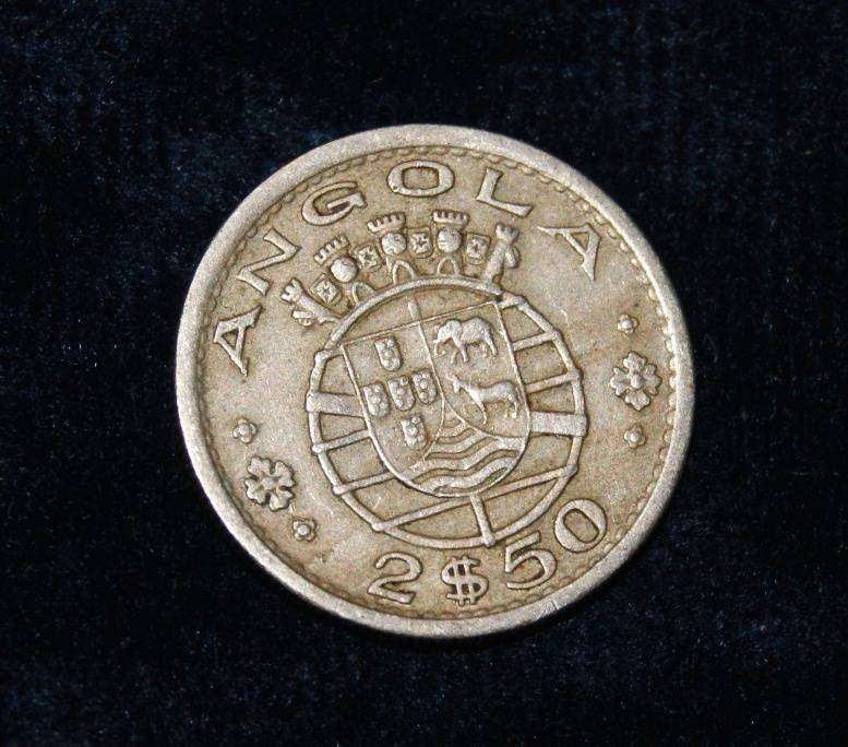 Republica Portuguesa 1968 Angola 2$ 50 Coin