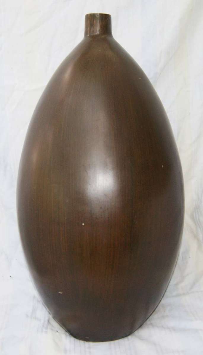 Large Oval Vase (1of3)