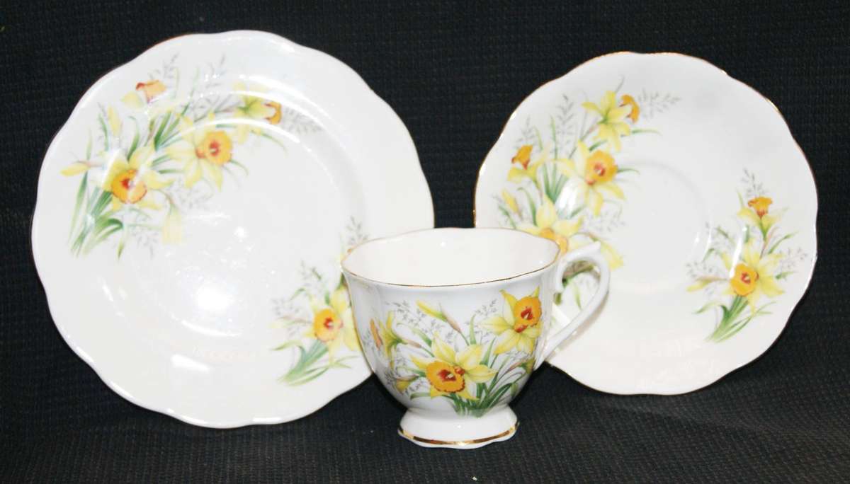 Royal Albert "Friendship Series of 12 Daffodil" Tea Trio