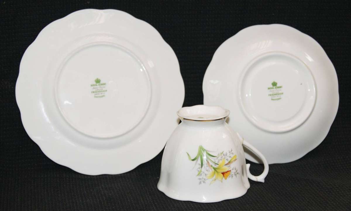 Royal Albert "Friendship Series of 12 Daffodil" Tea Trio