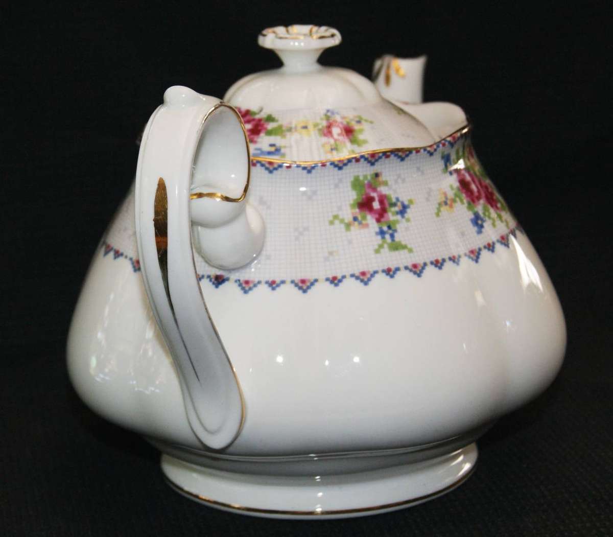 Royal Albert "Petit Point" Medium Teapot