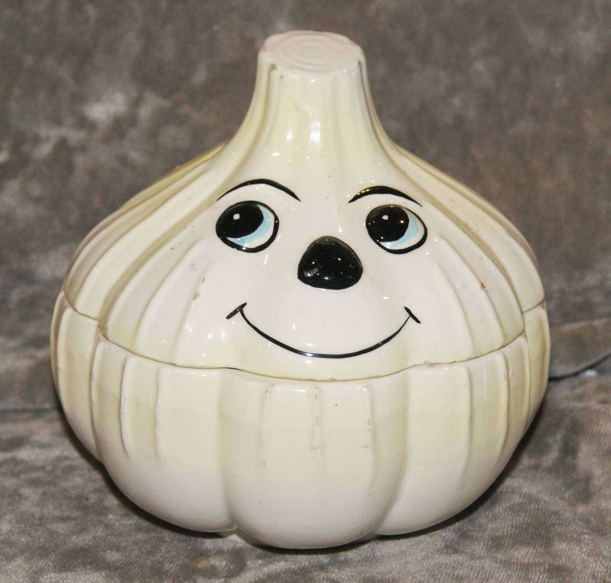 Porcelain Garlic Storage Jar