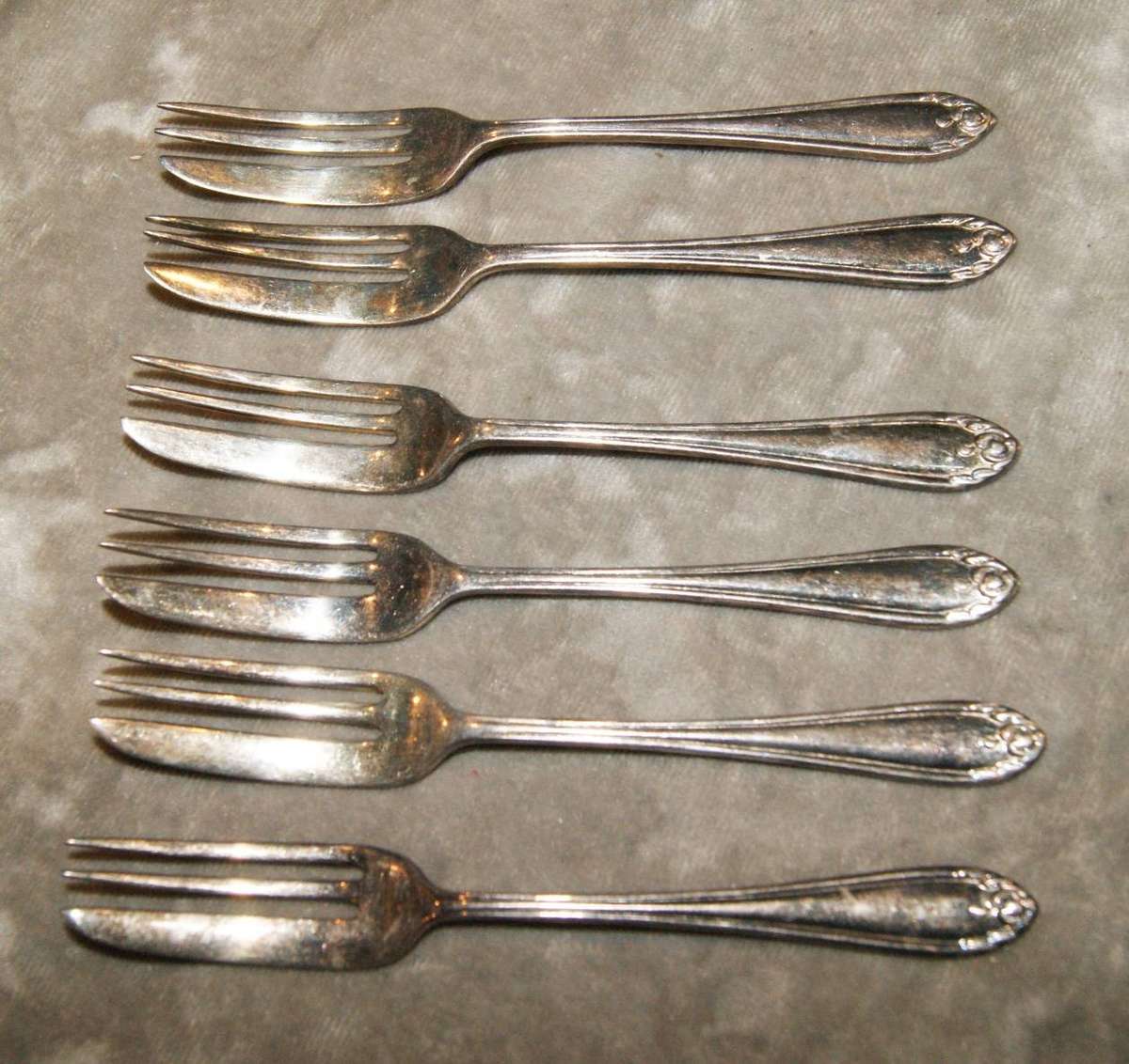 Set of 6 EPNS Cake Forks